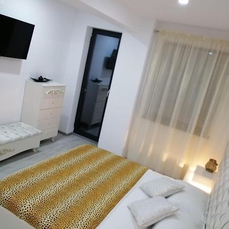 Nemo Apartment Năvodari Exterior foto